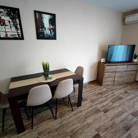 Apartman Lav Divcibare Exterior photo